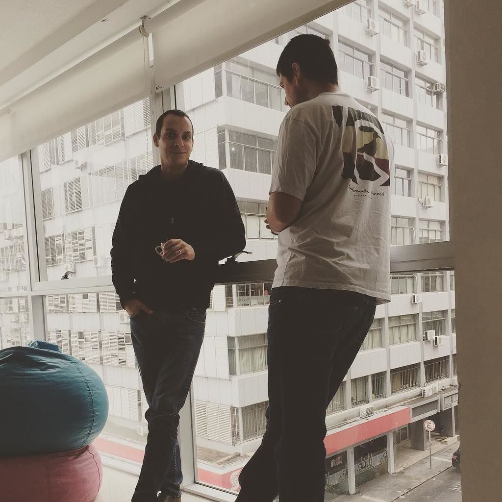 Deo Labs tweet media