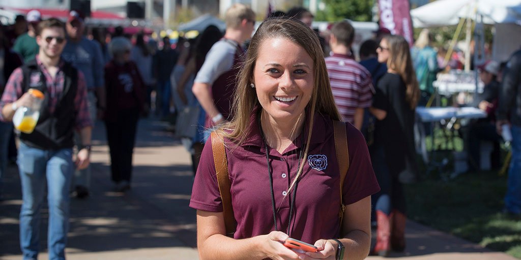 MSUWEB's tweet photo. #BearsGrads has a new member, and it's our student worker @alysonjones03 We're proud of you! https://t.co/0Vti5YG1xU
