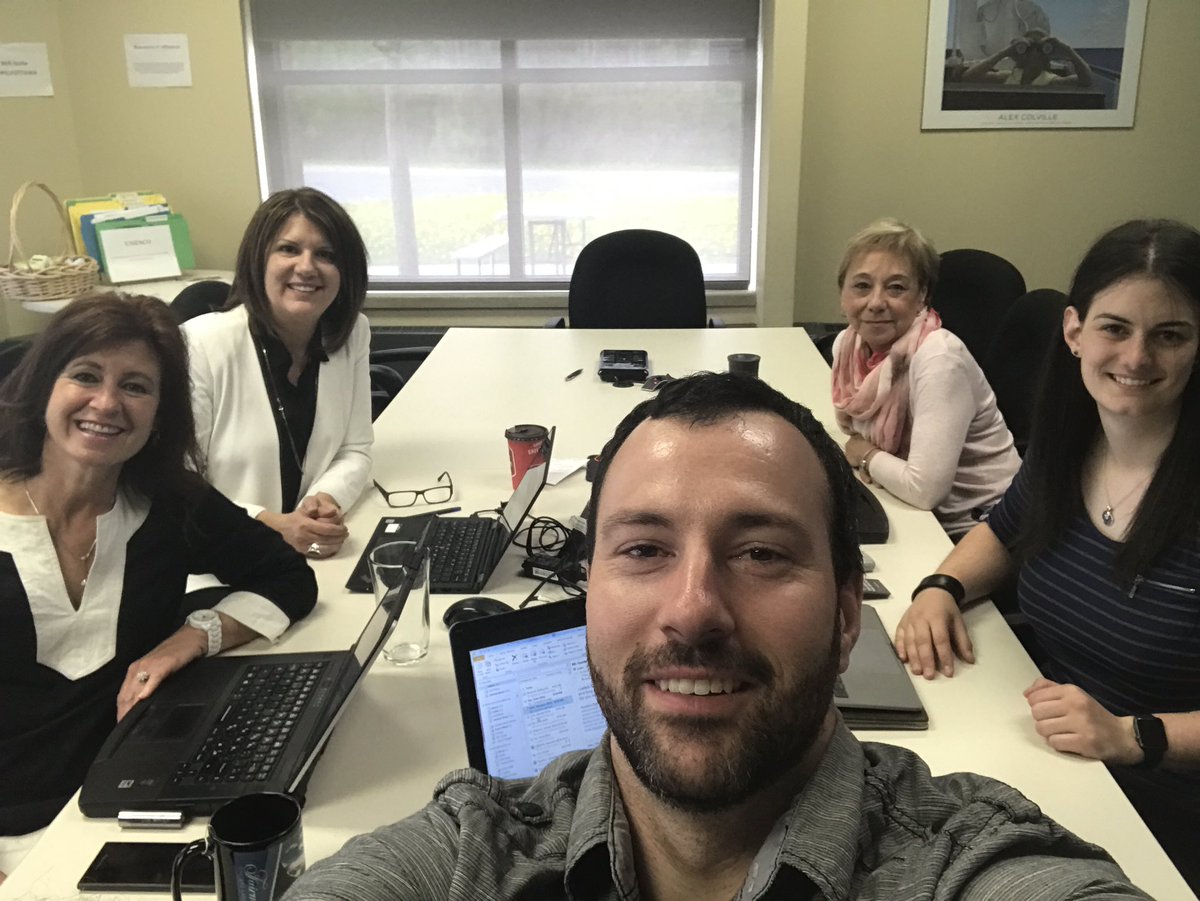 Échanges intéressants entre l'équipe TacTIC et l'équipe AATO Apprentissage assisté par la technologie Ontario <a href="/CFORP/">CforPavel</a> #TacEdChat <a href="/MmeBergeno/">Noémie Bergeron</a>