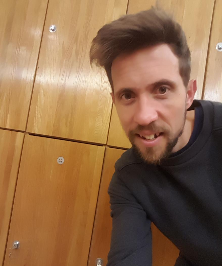 MrPeteThompson's tweet image. The difficult decison of choosing a locker at the #gym just got that little bit easier #number44 @sportsshoes_com