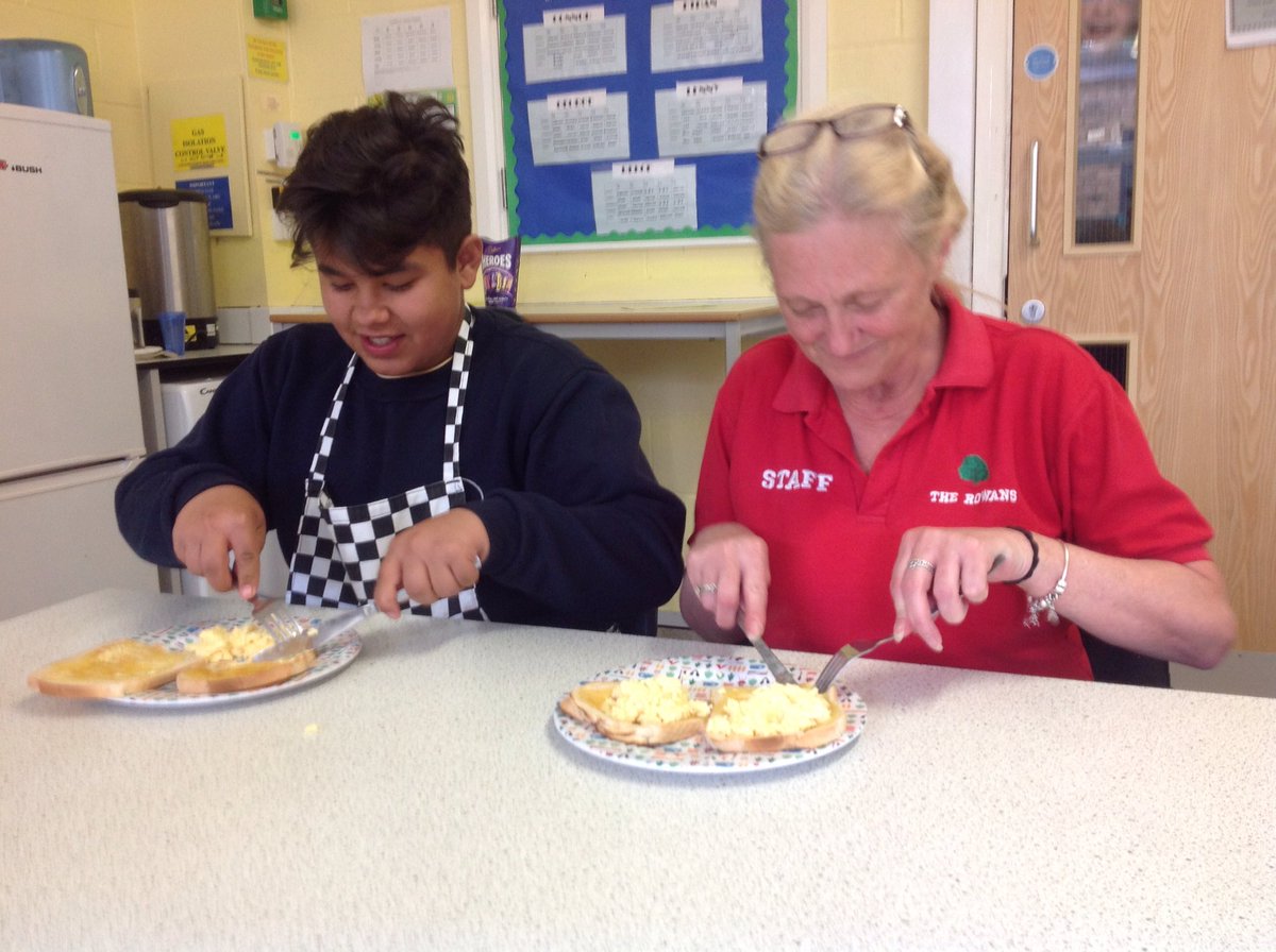 RowansCooking's tweet photo. Enjoying a healthy breakfast#cooked by Stef https://t.co/Sp9NvuLBxY