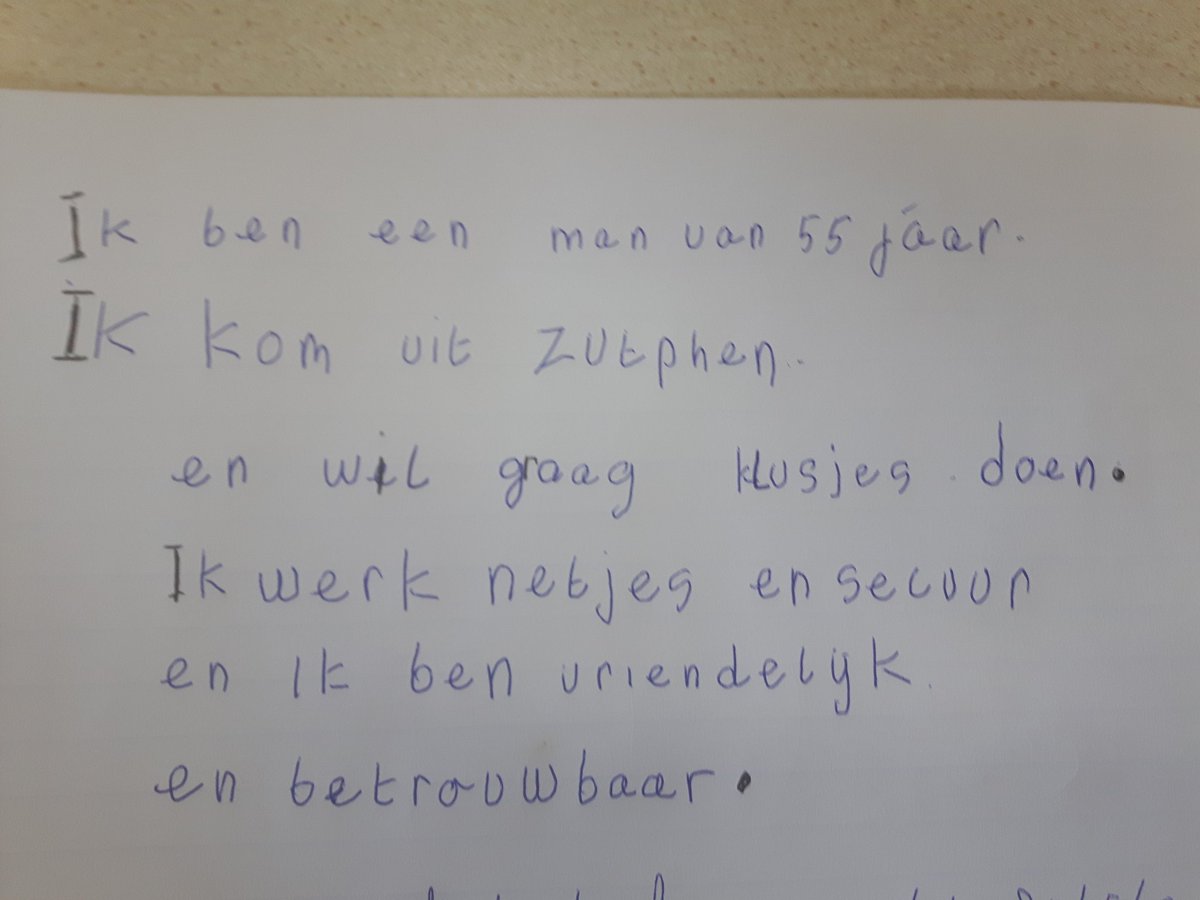 D. startte in januari met beter lezen."Niet schrijven.Dat kan ik niet!" Deze week had D. een nieuwe wens. We spraken erover. Resultaat: