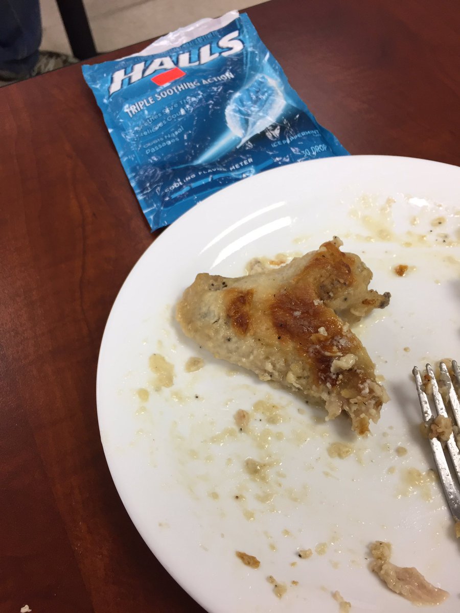 RaymondFishy's tweet photo. @GordonRamsay how do you like my Amish chicken I made in class? https://t.co/gM7a4LQ7HJ