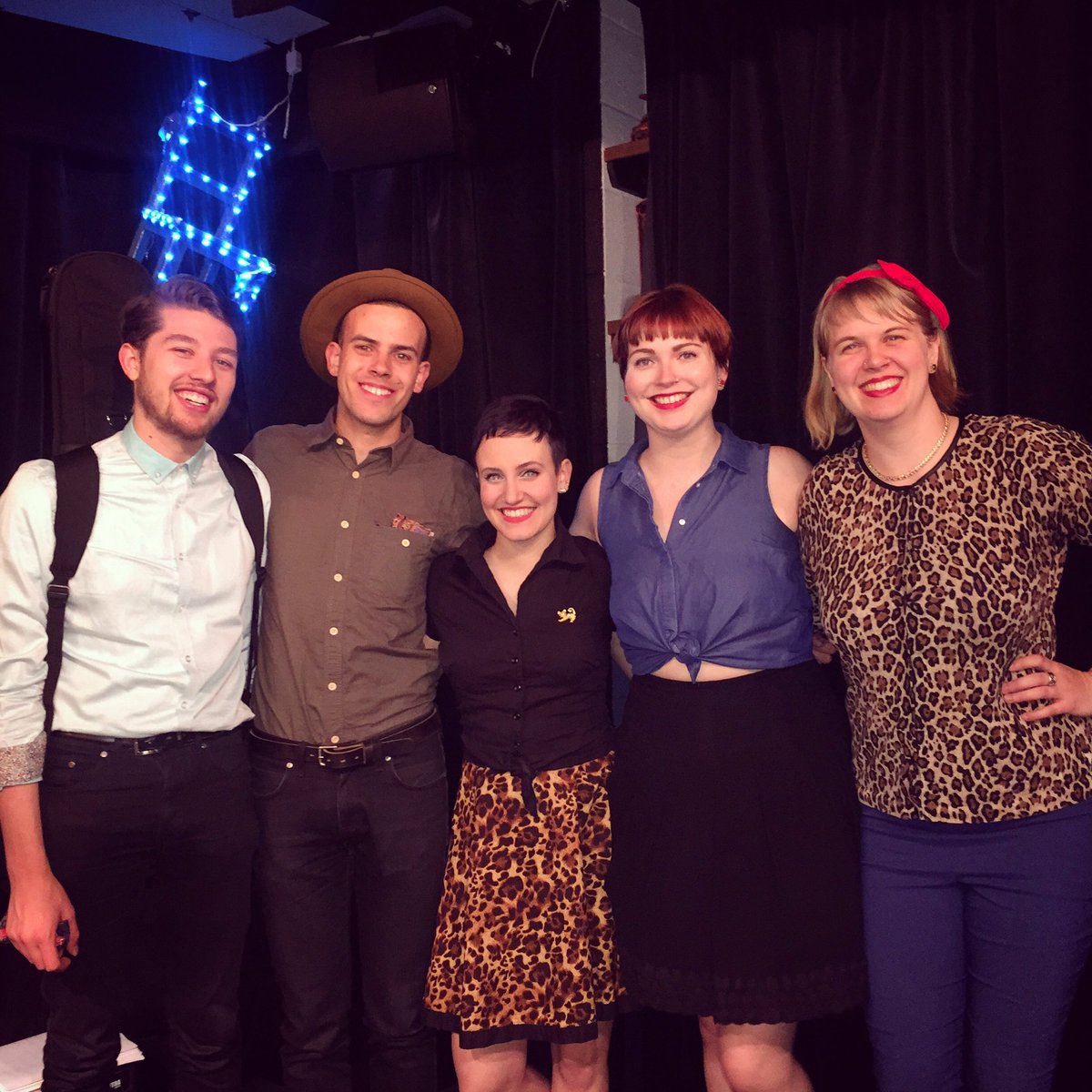 TheJivinBelles's tweet photo. Had an amazing time singin' &amp; swingin' at the @CafeBlueChair last night! Thanks for coming out!🎵 #yegmusic #abarts #yegjazz #vintage #retro https://t.co/nxzp9frB62
