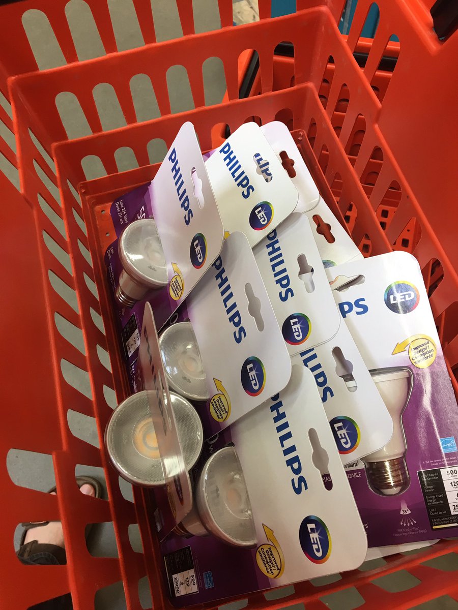bcshaffer's tweet photo. #LEDshopping. Post-subsidy cost $12. Annual savings $70. Go get 'em!
(12 pots x 50W saved per bulb x 4hr x 365 x 8c/kWh variable cost saved) https://t.co/gufcEcPBd7