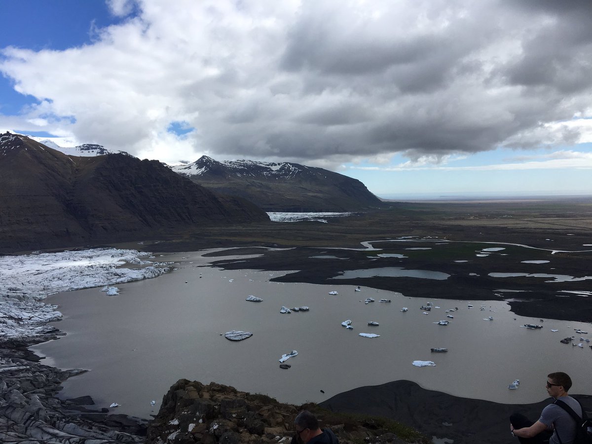 stelling_rci's tweet photo. Hiking in Europe's largest National Park. Spectacular views!  @kennlharvey #RCIceland https://t.co/rwEXnzbIB5