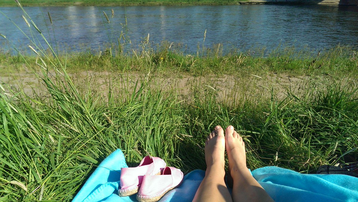 _anAnna_'s tweet photo. @PMraute16 @1LIVE #Dresden #Elbufer #Sommer https://t.co/p8gpkjvcMY