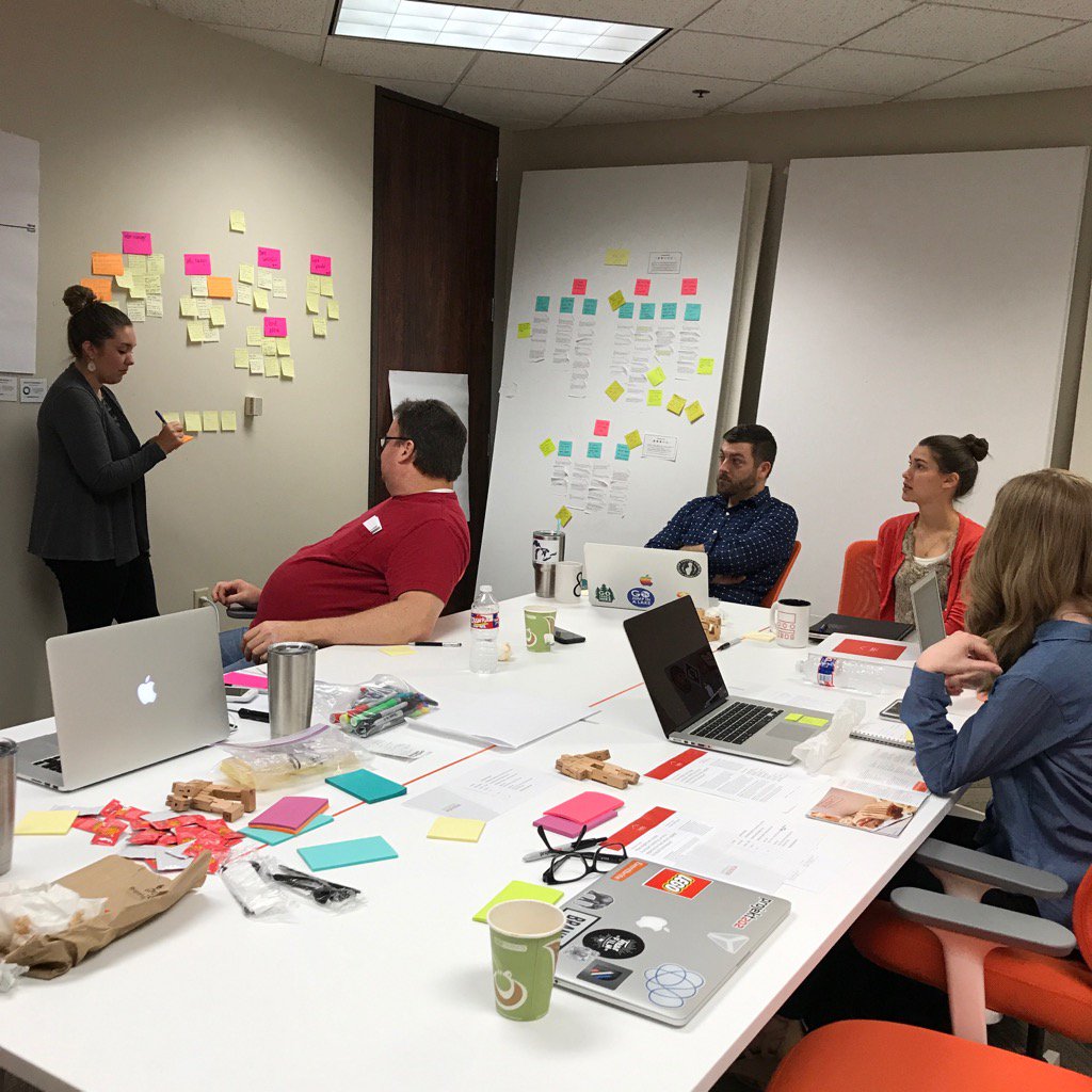 bylaurav's tweet photo. Working hard for #BarnRaiseDFW at the @projekt202 offices today #FutureEdgeDFW https://t.co/qXQMtGVbB7