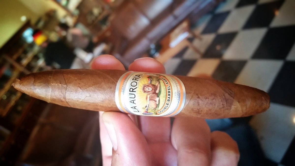 TheHumidor's tweet photo. Hello Weekend! #TGIF #PalmCoast #FlaglerBeach #HumidorPC #Ormond https://t.co/5nfLDgYo5j
