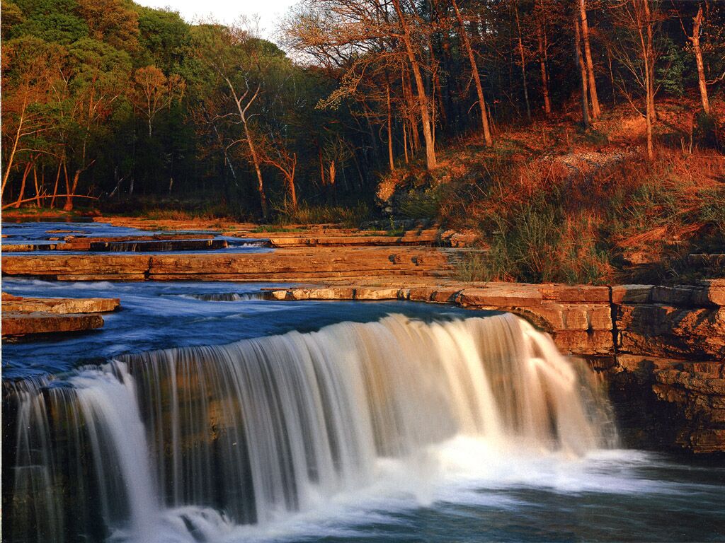 RobJsp's tweet photo. Cataract Falls (Indiana, USA) #travel #Indiana #USA #waterfall https://t.co/GnwlH7i32z