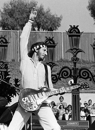  HAPPY BIRTHDAY to the great Pete Townshend!
72 years young!  