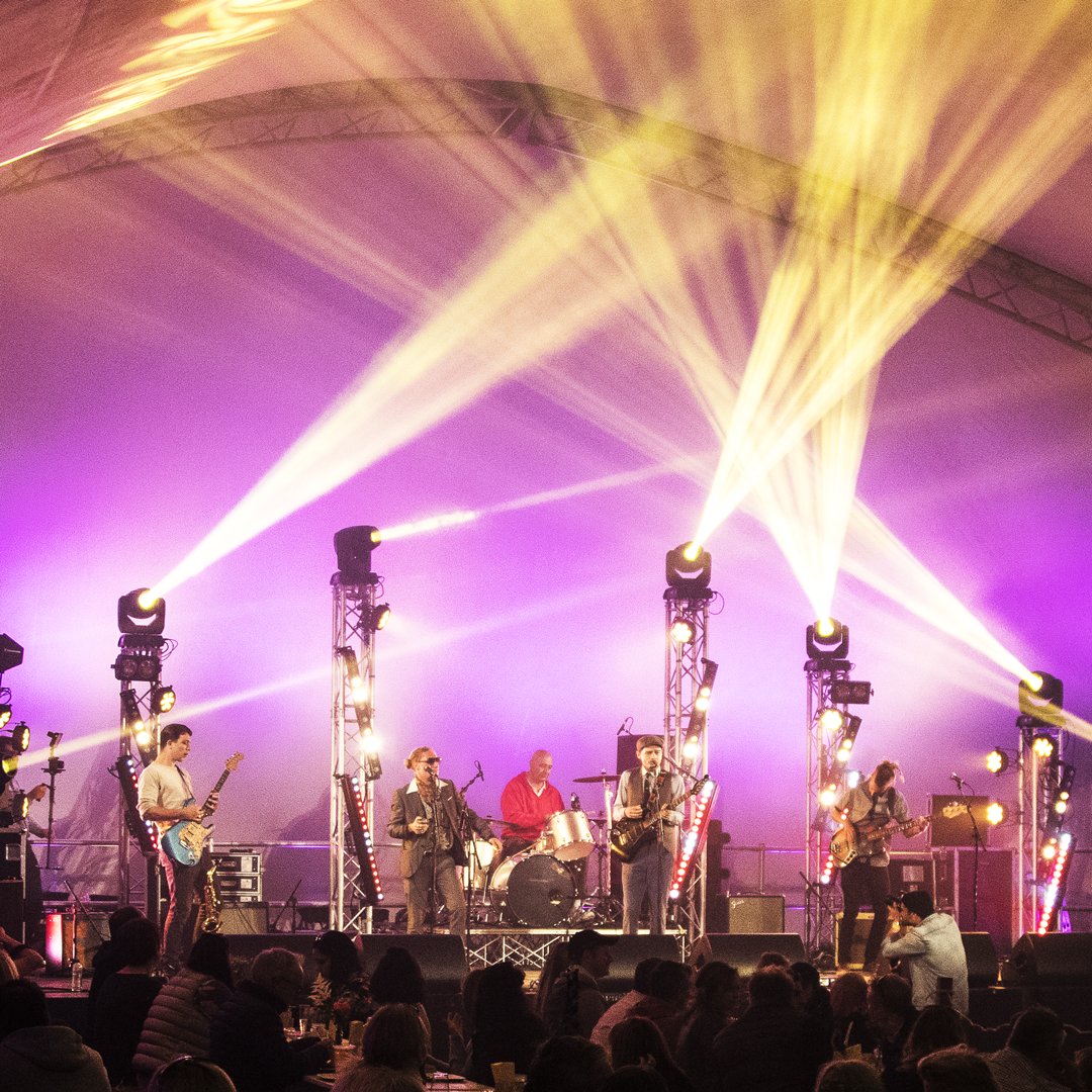 PoloOnTheBeach's tweet photo. The Big Sets seriously doing our new stage justice with their funky stuff. More of the same with 3 more acts for the Beach Party tomorrow. https://t.co/9vzYnjbCfh