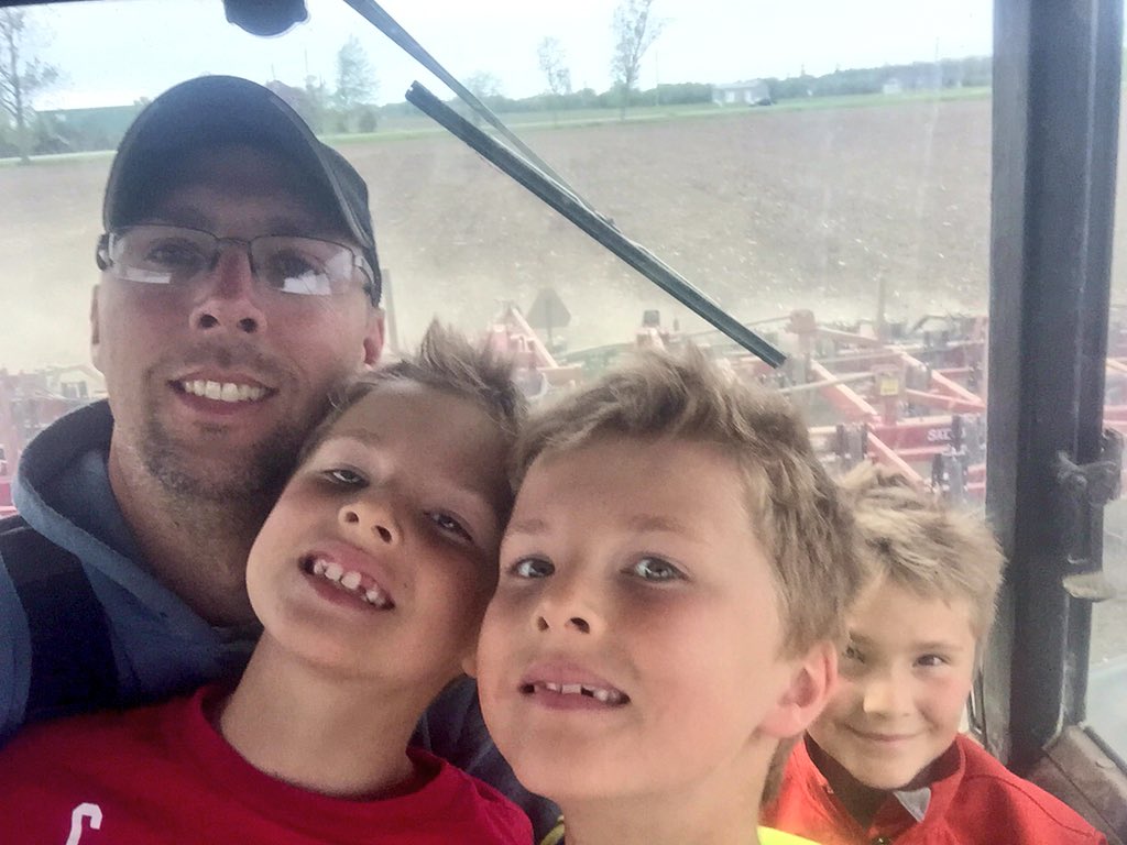 Dungannon_Dan's tweet photo. #plant17 continues. #driversintraining #htfromthecab #ontag https://t.co/nICt0Xdggo