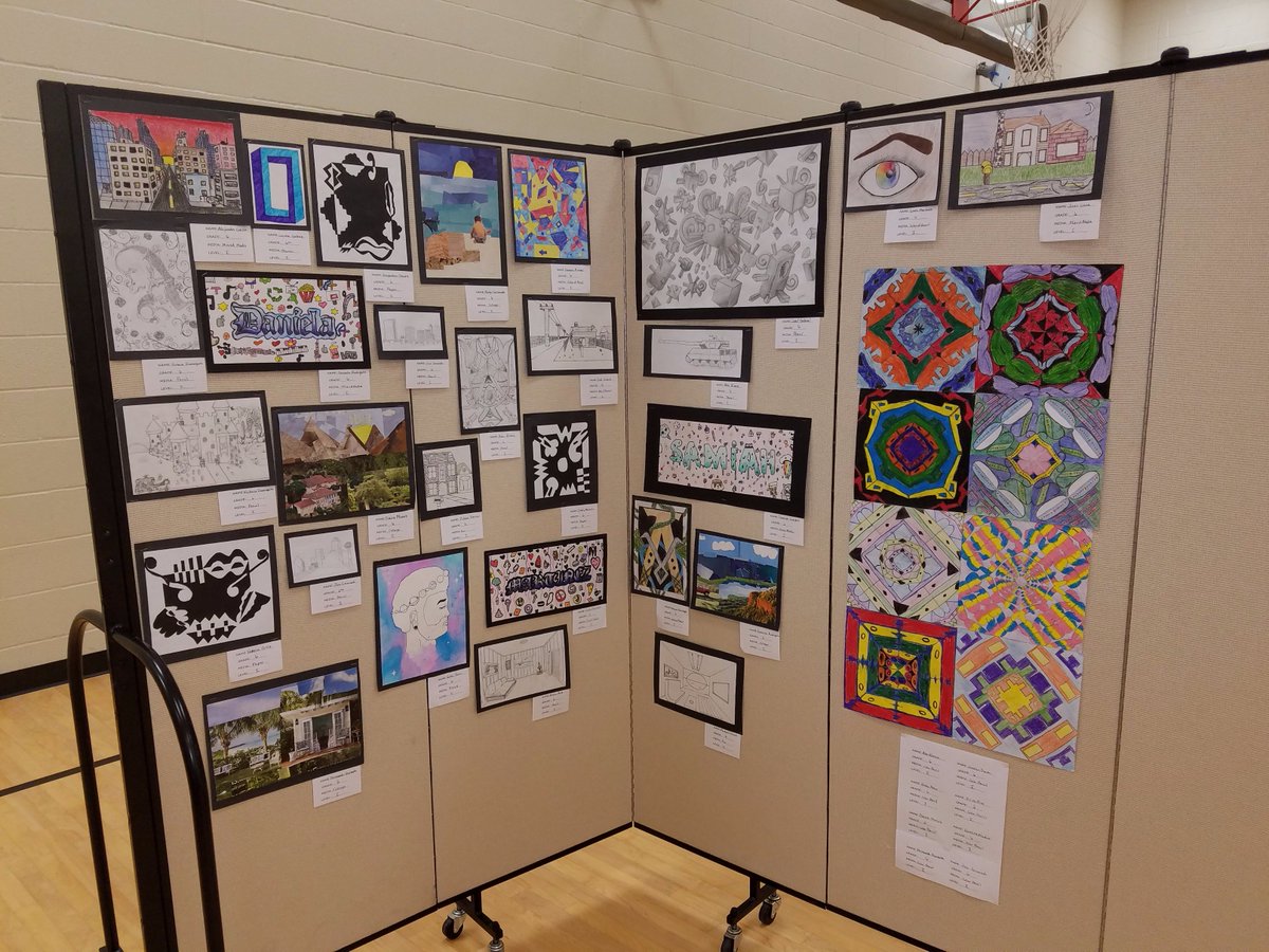 MrsRobinsonART's tweet photo. 6th grade art! @IMMSPrincipal @CastleberryFA #castleberryisd #cisdfinearts #imms_lions https://t.co/rsmFbTBBeK