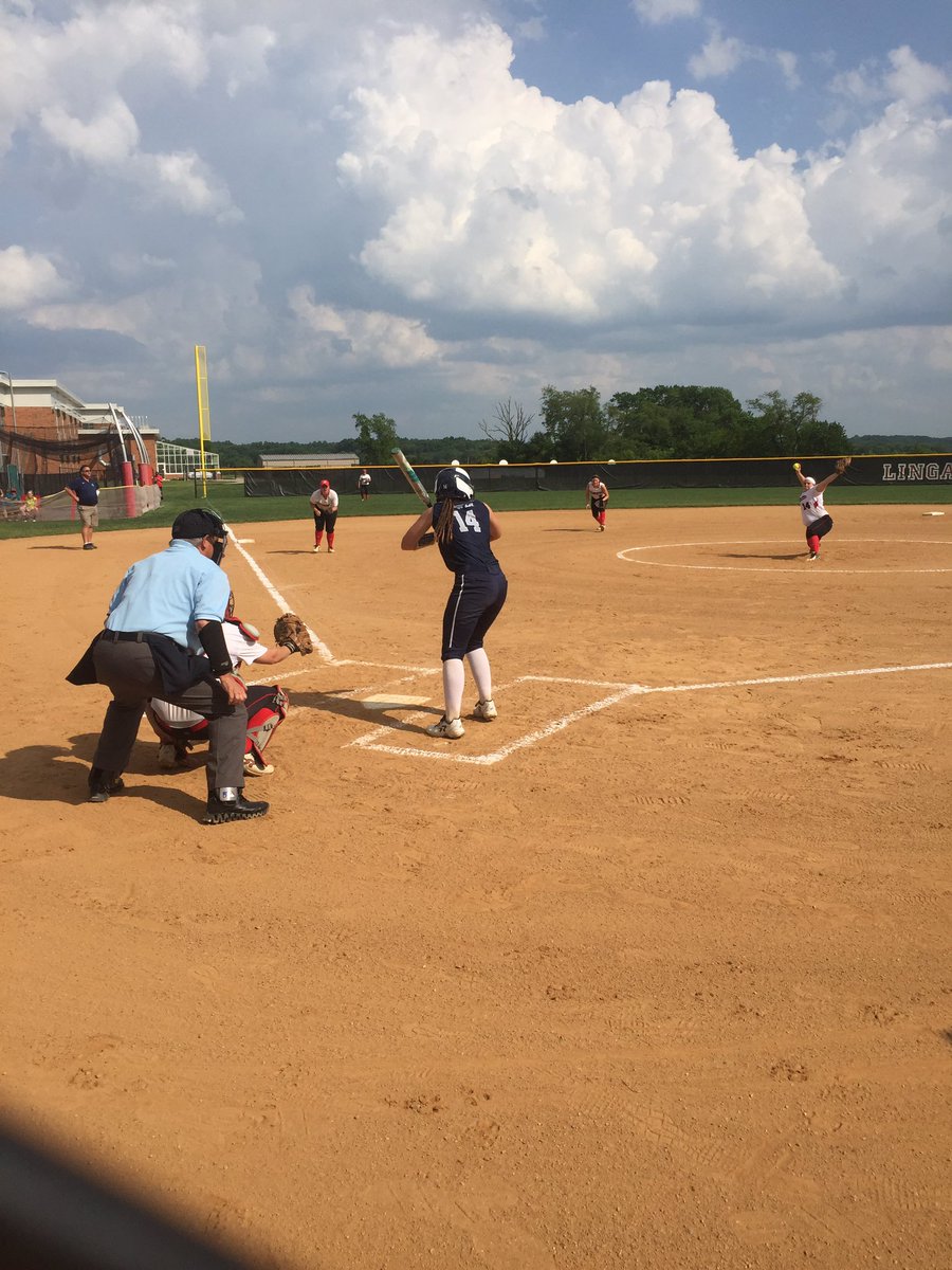 FCPSAthletics's tweet photo. @MPSSAA_Org 3A West Region Softball Championship. π
@Urbana_Hawks vs. @LancersSoftball
#FCPSCMC https://t.co/UOYoJ95sly