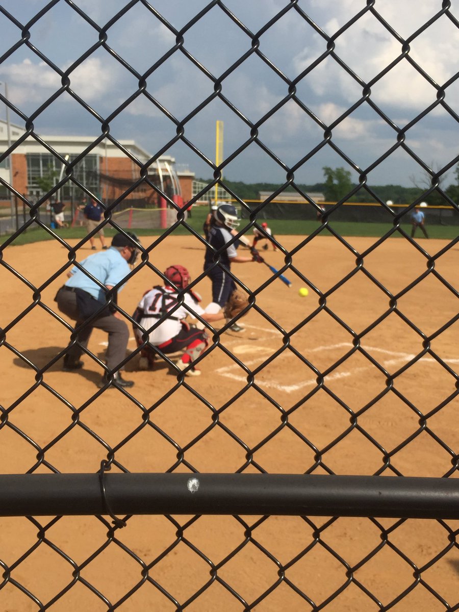 FCPSAthletics's tweet photo. @MPSSAA_Org 3A West Region Softball Championship. π
@Urbana_Hawks vs. @LancersSoftball
#FCPSCMC https://t.co/UOYoJ95sly