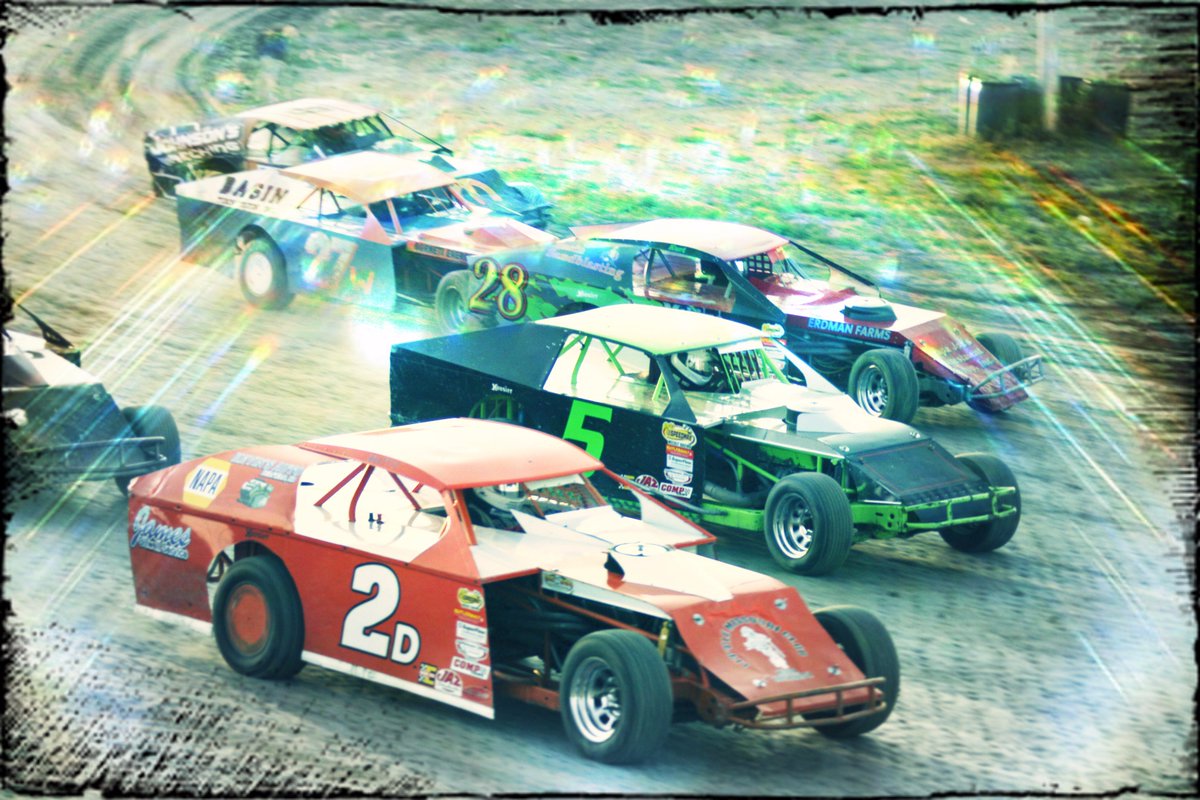 DickinsonCVB's tweet photo. Check out the #races this Saturday at the SW #Speedway! Races start at 7pm. https://t.co/4DTO9P3H02 #stockcar #carraces #hobbystocks #IMCA https://t.co/jfi9QA1JEV