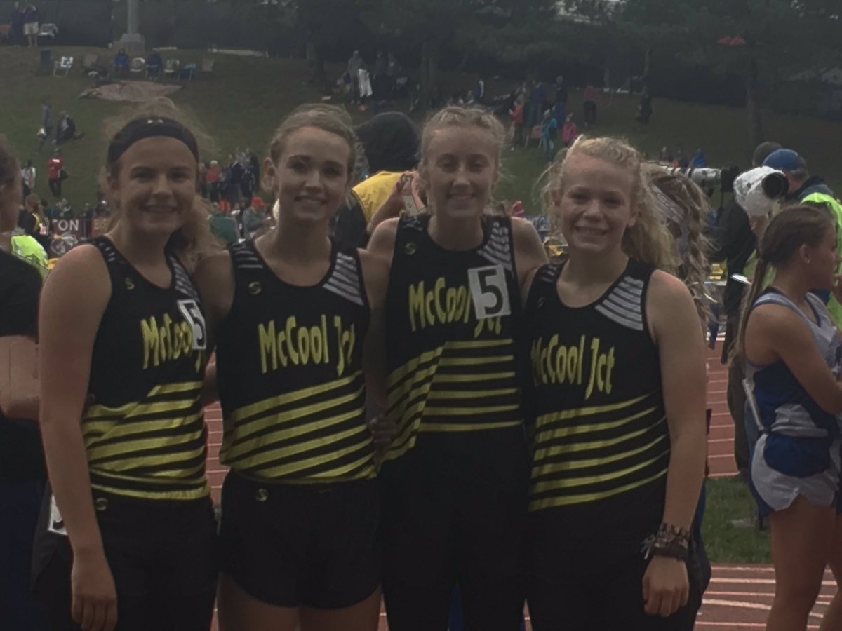 MindyRoth22's tweet photo. So proud of these beautiful ladies! #4thplace @jstark323 @peyton_brugger Stacia &amp; Moe!! #nsaa https://t.co/fsek2dM81Y