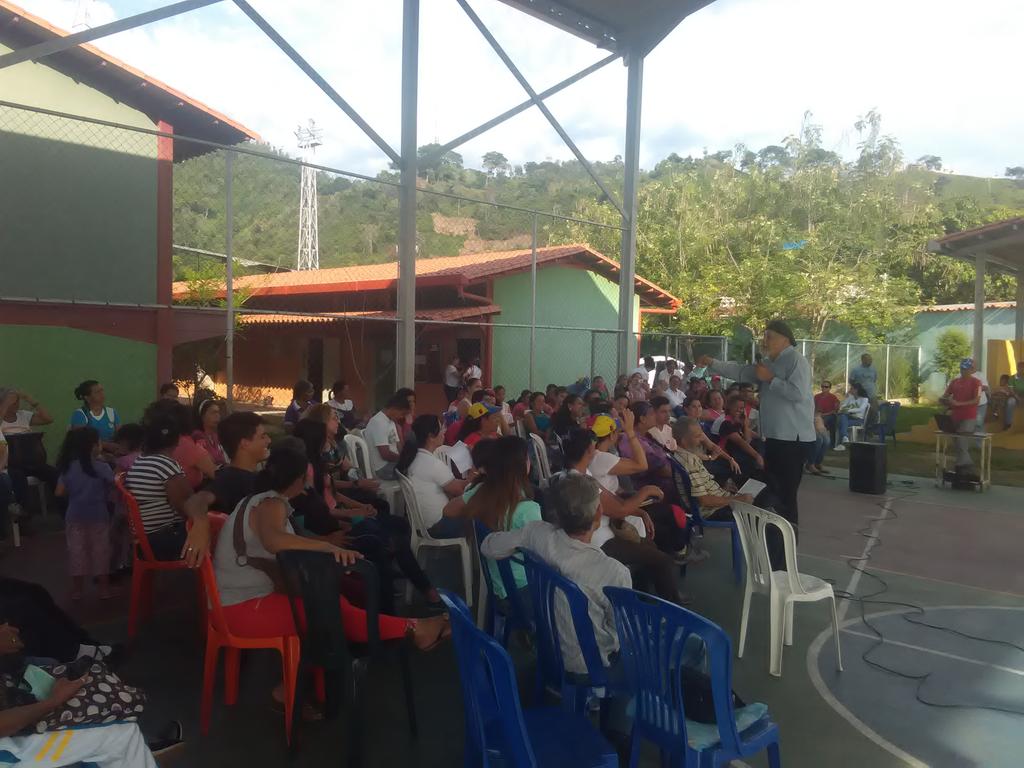 JorgeAntequer14's tweet photo. Foro sobre Constituyente con el poder popular y comunas municipio Pampan https://t.co/rPuzOvL9W4