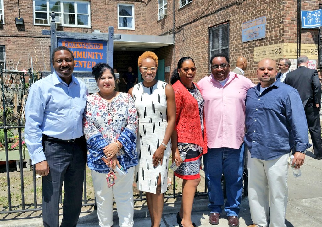 NYCHA's tweet photo. Chair &amp; CEO Shola Olatoye met w/ Ravenswood staff + @Teamsters Local 237 President Greg Floyd today. #NextGenNYCHA #FlexOps #partnership https://t.co/u4bHQItRpa