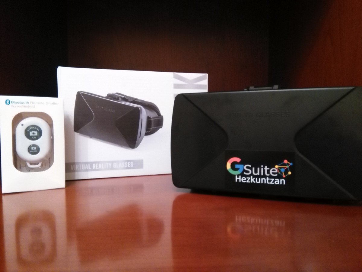 Alcalde28P's tweet photo. #GSH2017 Eskerrik asko #experenciaTOP #realidadvirtual #virtualglasses #opariak #technology https://t.co/SdmeZ3z7lR