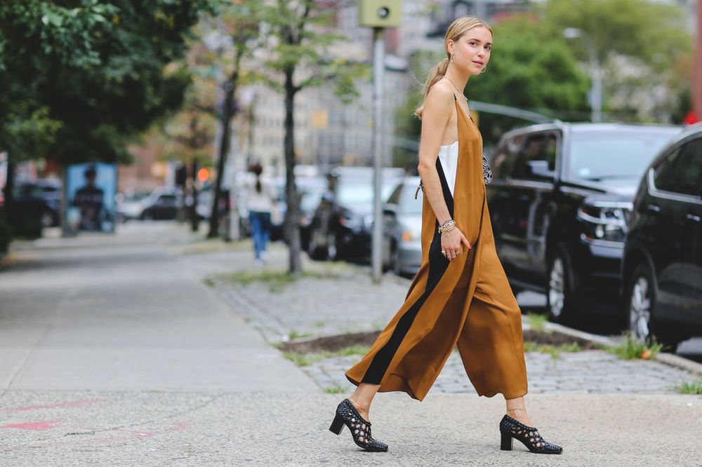 StyleCheck_App's tweet photo. Dressing your age? There are no rules. Have fun with fashion instead and let's us be your second opinion. https://t.co/sTekf95hV3 https://t.co/J9hDGS1sgz