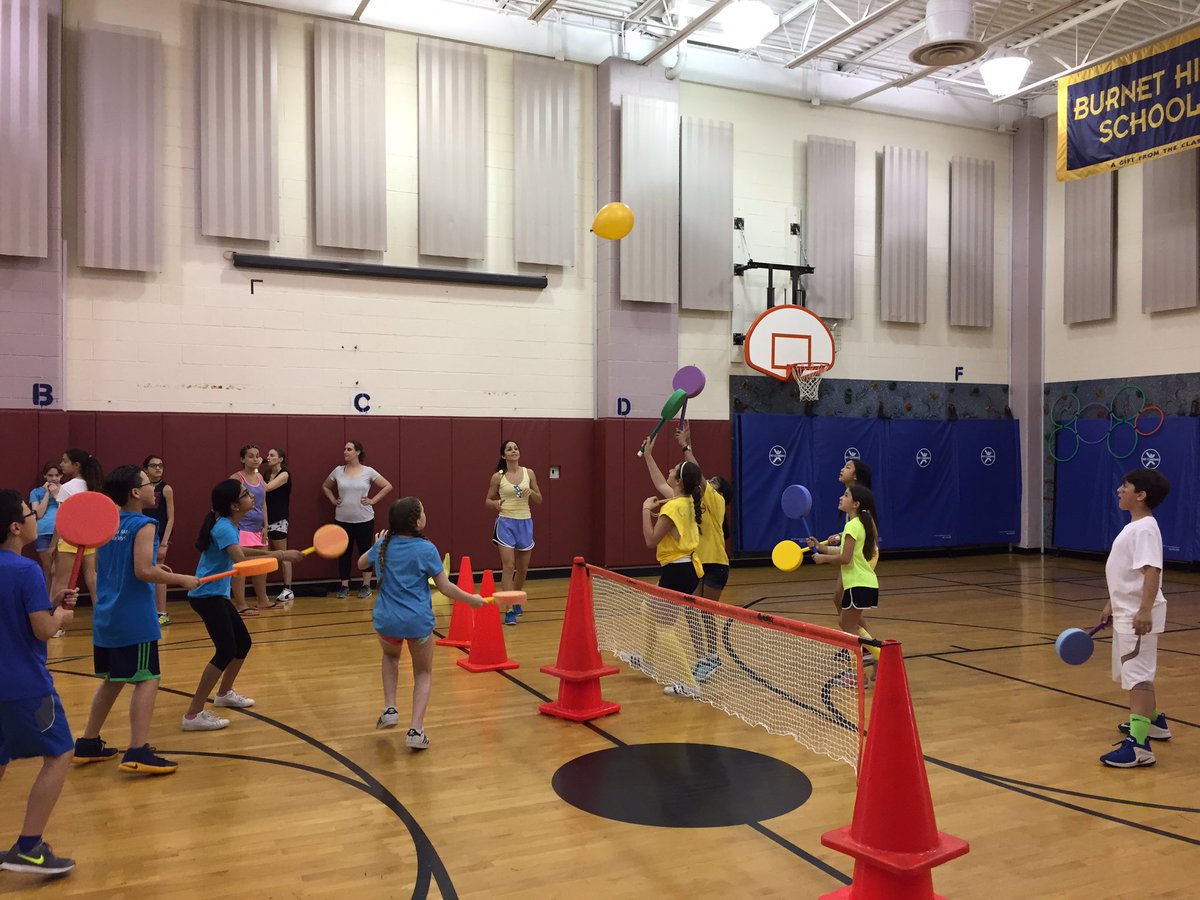 burnet_hill's tweet photo. Field day fun!! #FieldDay2017 #fieldday https://t.co/0j2517jG6W