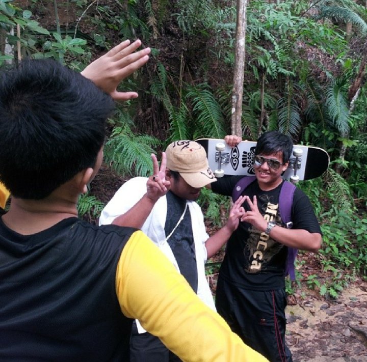 azriffcooper's tweet image. Kenangan ni.. sebelum perubahan lain berlaku...
#oyepapi
#gengkental