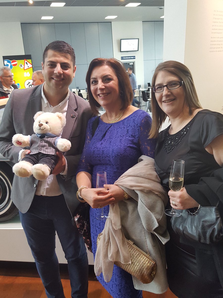 <a href="/eagleradio/">Greatest Hits Radio Surrey & East Hampshire</a> #bizawards17 with @EagleRadioVin <a href="/360marketeer/">Rosie Coutts</a> <a href="/jonmorrisseyltd/">Jon Morrissey Ltd</a>
