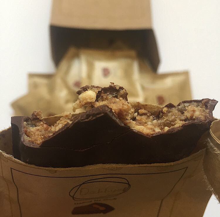 meganmmeisner's tweet photo. Head here to #win a 12-pack box of @debbysbites! 🍫😍https://t.co/8KssA7qvjN #giveaway #healthy #chocolate #fitness https://t.co/Pm2MHdj0jn