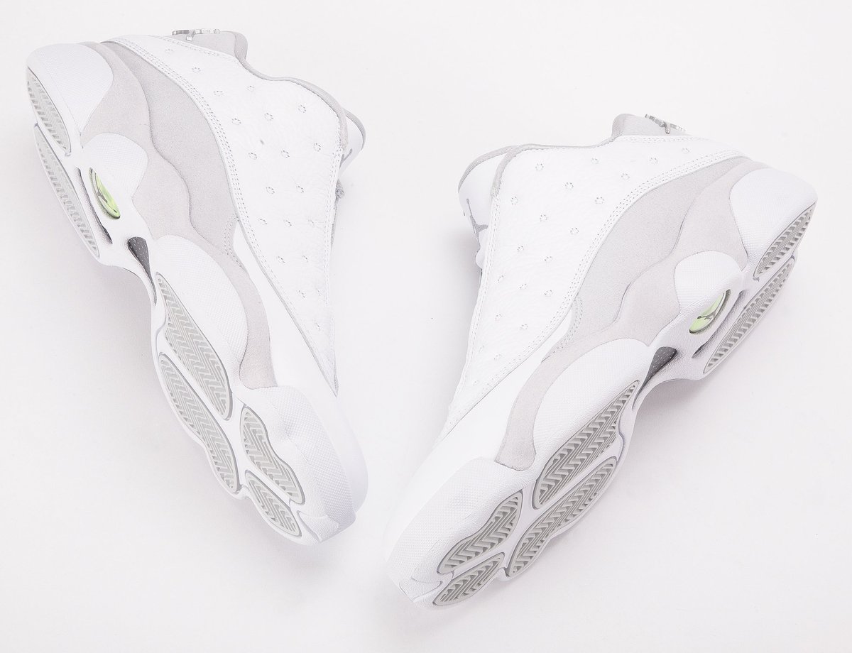 allike's tweet photo. Air Jordan XIII Retro Low Pure Money. Releasing May 20th at 9:00 am #allike >> https://t.co/GrupxLCorU https://t.co/JCazZ31Pgd
