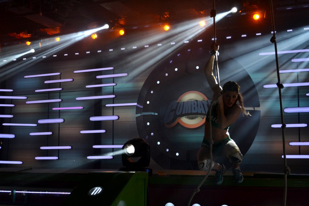MicaViciconte's tweet photo. Hoy #ViviCombate 17hs por @canal9oficial en @combatearg https://t.co/no517pWd8u