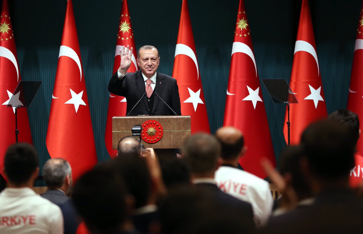 RTErdogan's tweet photo. 19 Mayıs Atatürk’ü Anma, Gençlik ve Spor Bayramını kutluyor, başta Gazi Mustafa Kemal olmak üzere tüm kahramanlarımızı rahmetle yad ediyorum https://t.co/8rsWHbYZsZ