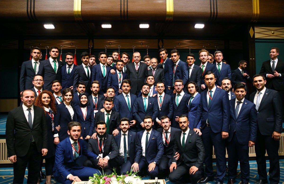 19 Mayıs Atatürk’ü Anma, Gençlik ve Spor Bayramını kutluyor, başta Gazi Mustafa Kemal olmak üzere tüm kahramanlarımızı rahmetle yad ediyorum