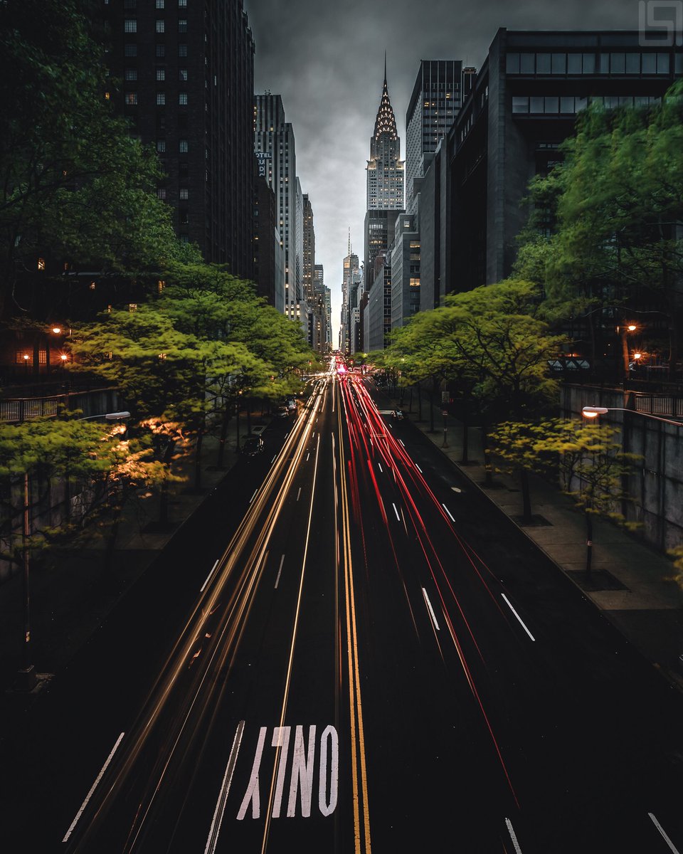 BEH0LDINGEYE's tweet photo. Adrenaline @nycfeelings @yourtake @CanonUSAimaging #canonbringit @nyc @EverythingNYC @TravelMagazine @Complex @LEEFilters @tenbabags @nycgo https://t.co/B4NN58DWBK