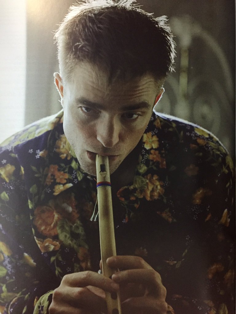 blondemel47's tweet photo. My 2nd fave.... #CrashMag Lurrrving the shirt!!! #RobertPattinson ❤❤❤ https://t.co/G6LeauNrqT