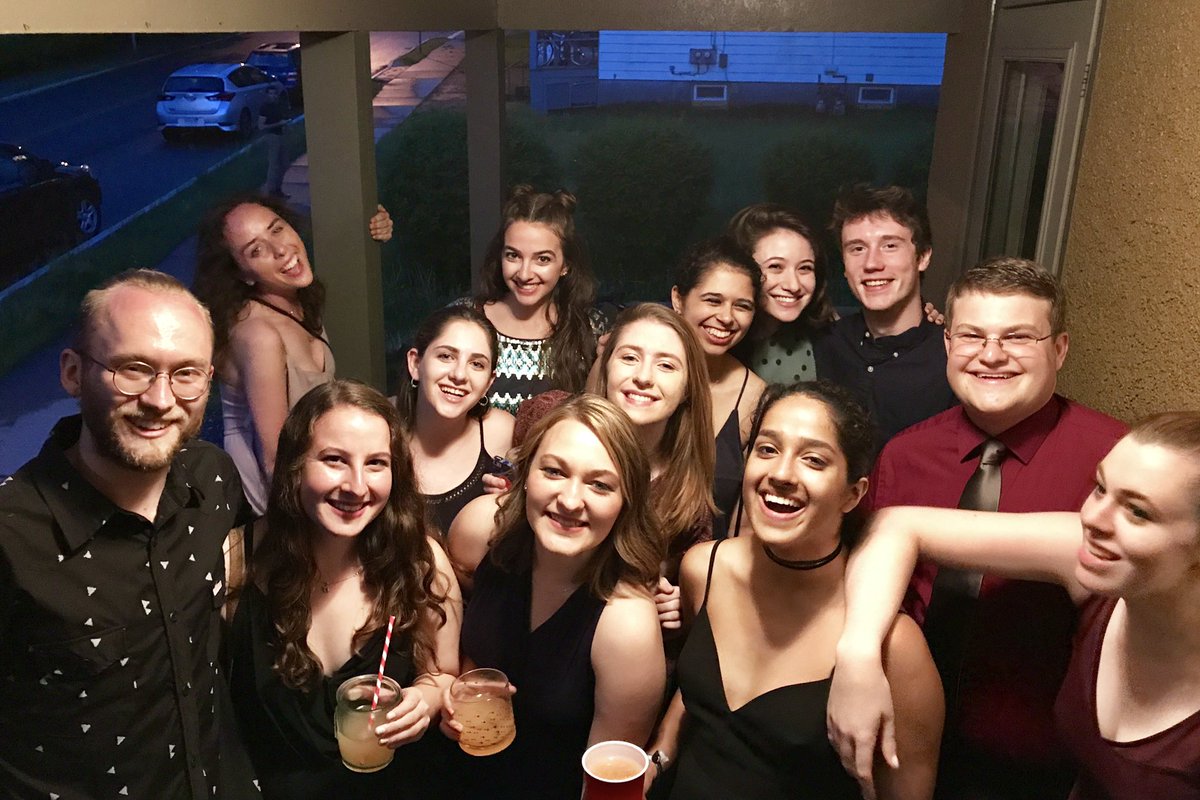 evansobkowicz's tweet photo. Had a great Senior Week with some awesome friends! Ready to graduate now. https://t.co/c4kZVhSdFd