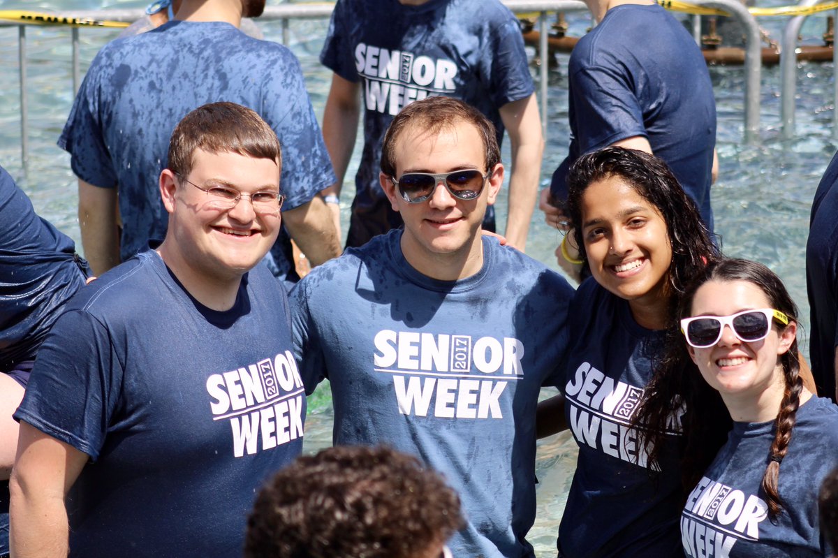 evansobkowicz's tweet photo. Had a great Senior Week with some awesome friends! Ready to graduate now. https://t.co/c4kZVhSdFd