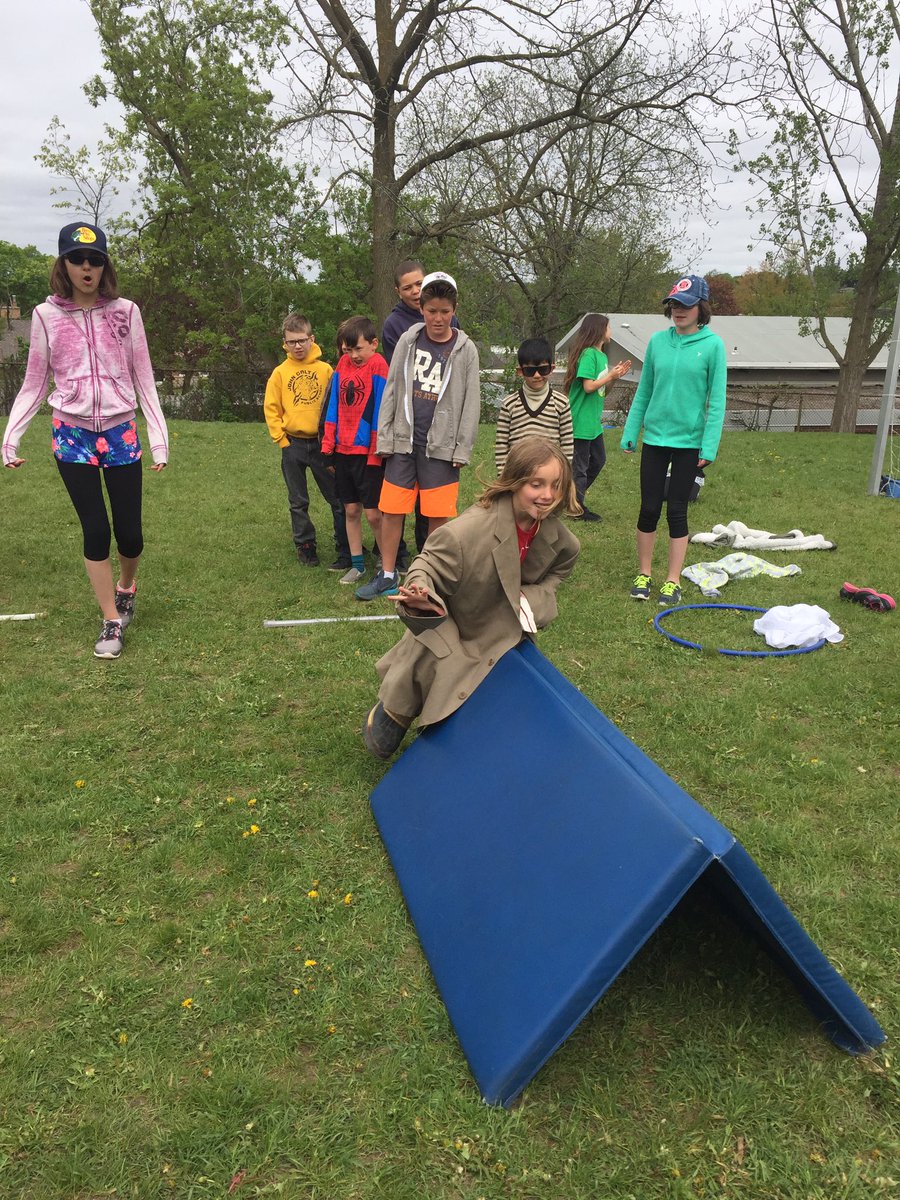 HosteinCrystal's tweet photo. Jump Rope for Heart &amp; Stroke event day today @johngaltps !  Way to go Jump Rope Team for running a great event !!  #soproudofyou !! https://t.co/zzsTtxddPU