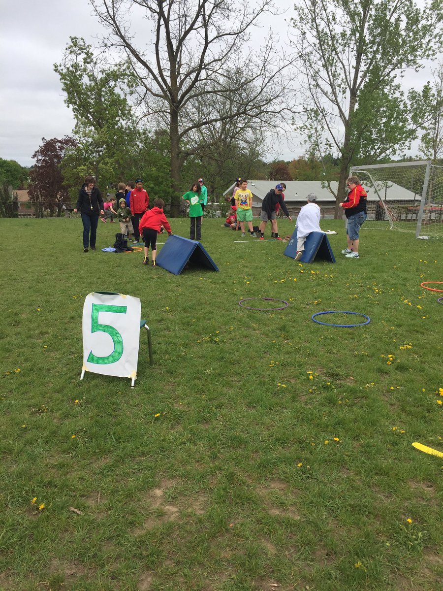 HosteinCrystal's tweet photo. Jump Rope for Heart &amp; Stroke event day today @johngaltps !  Way to go Jump Rope Team for running a great event !!  #soproudofyou !! https://t.co/zzsTtxddPU