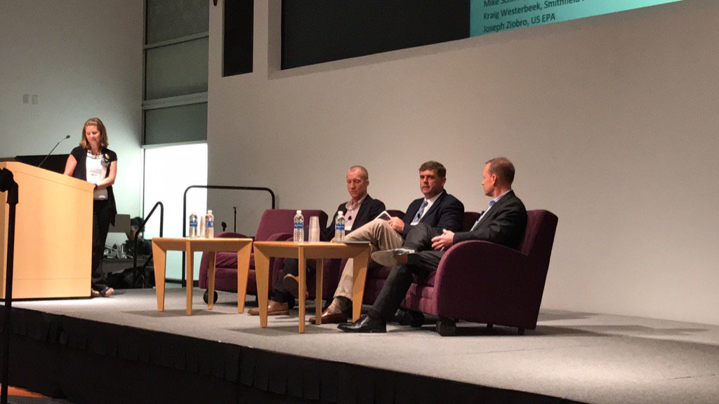 rnutrients's tweet photo. @rnutrients speaking on a panel at @SustainP #Phosphorus Forum 2017 with USEPA and Smithfield Foods https://t.co/7GXlSLzr8l