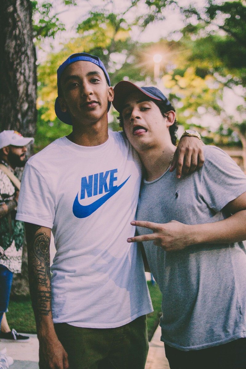 carlosr0618's tweet photo. Miss you bro! https://t.co/WkrVTayeSe