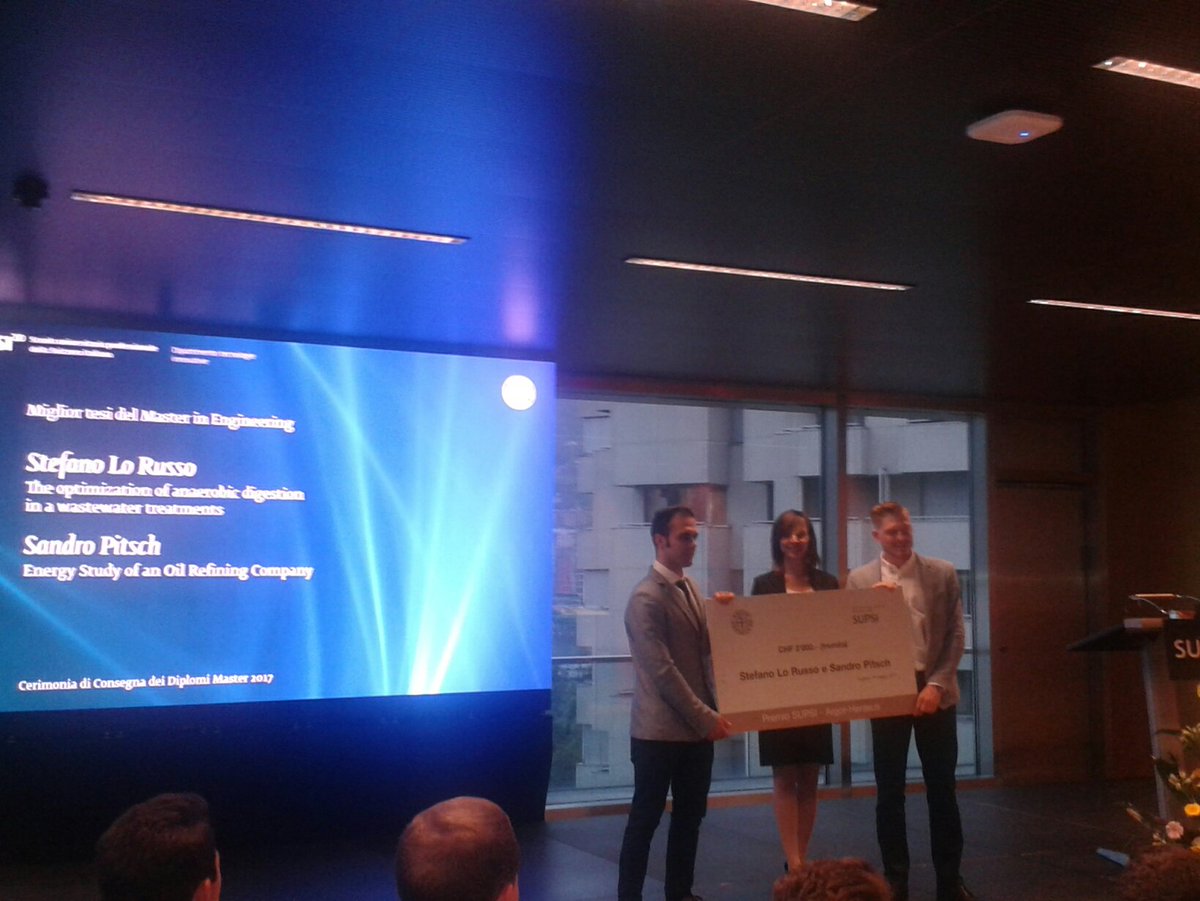 supsi_ch's tweet photo. Complimenti Stefano Lo Russo e Sandro Pitsch per il premio Argor Heraeus! #supsiCerimoniaMaster https://t.co/I2bqQBiYzb