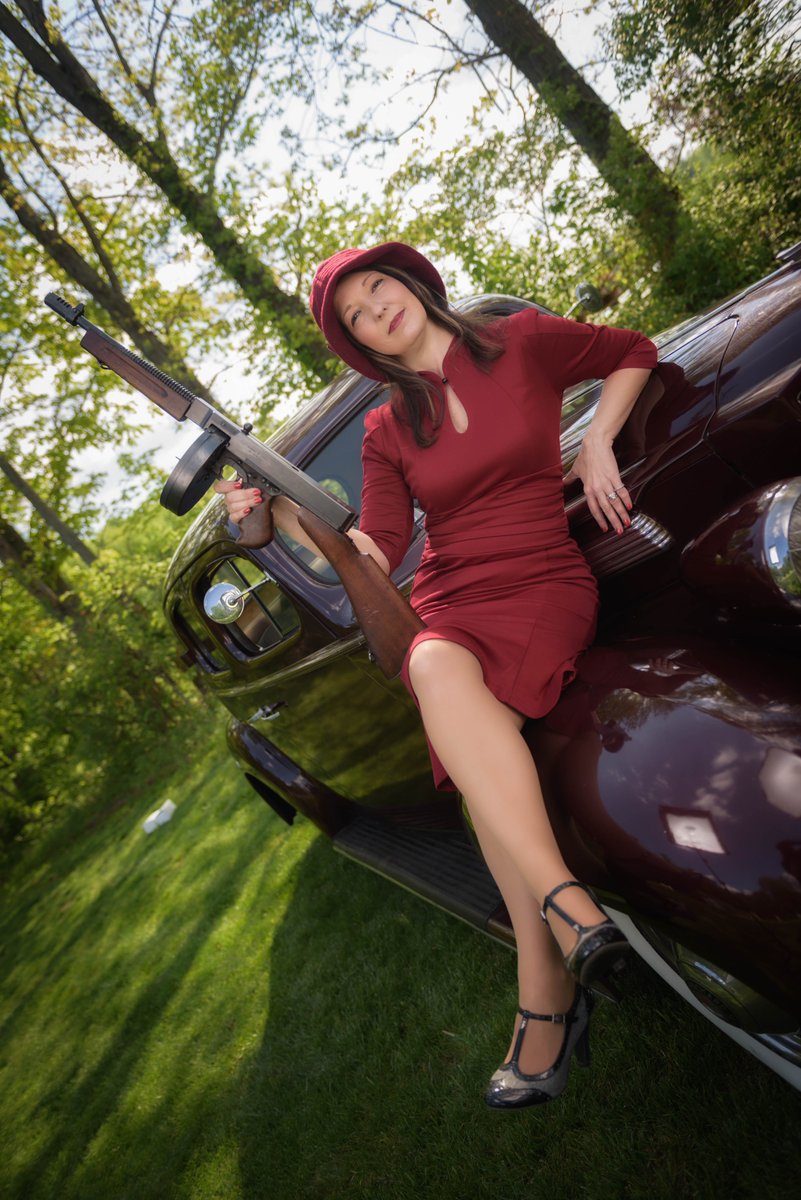 FALKtography's tweet photo. A 30s era prom shoot? Oh absolutely. https://t.co/vZxf9mRdJQ