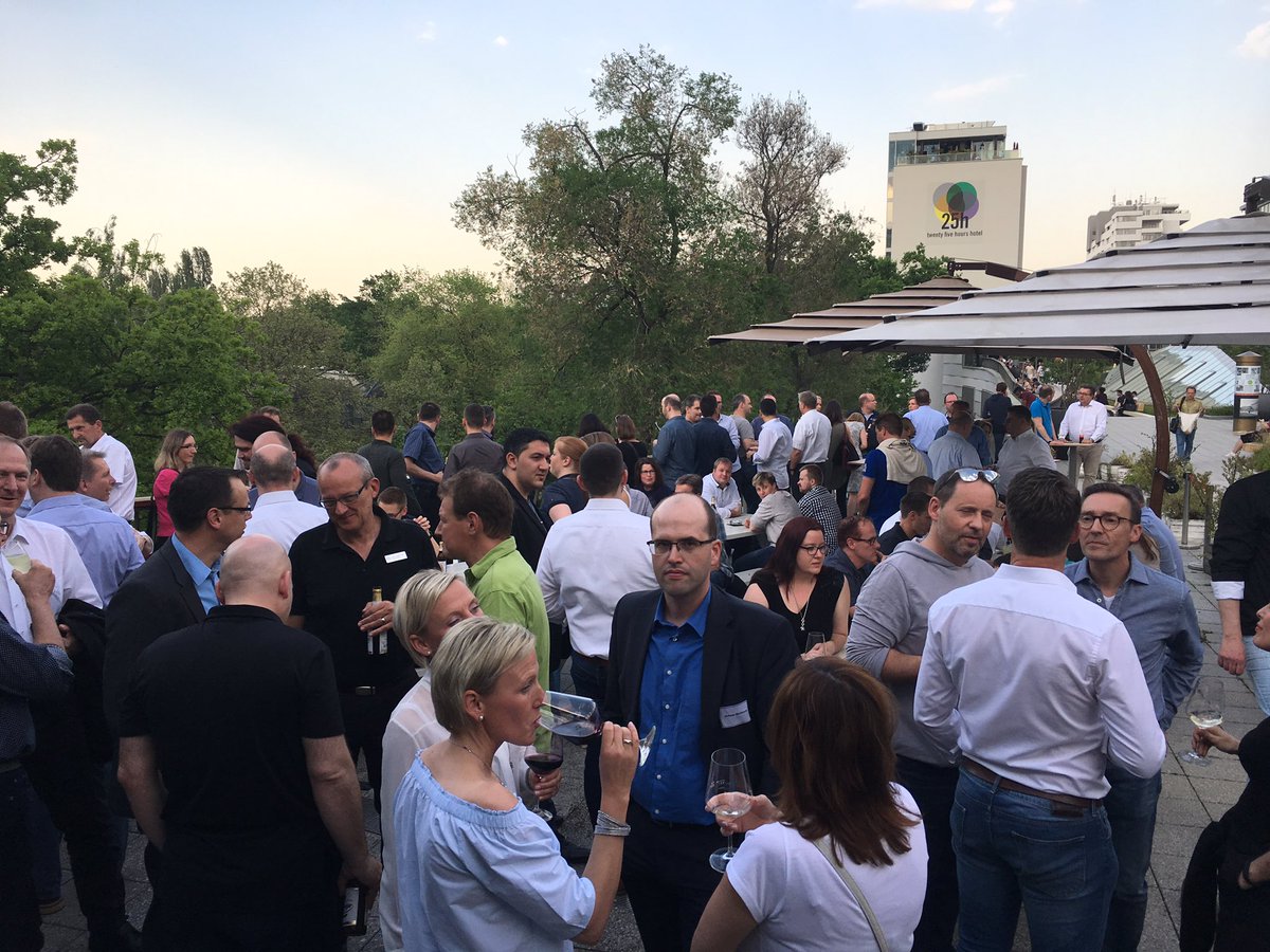 piknoefe's tweet photo. Chillen auf der Terrasse afterKSSXXL Tag 1 #kssxxl https://t.co/ZIDKLe5XA7