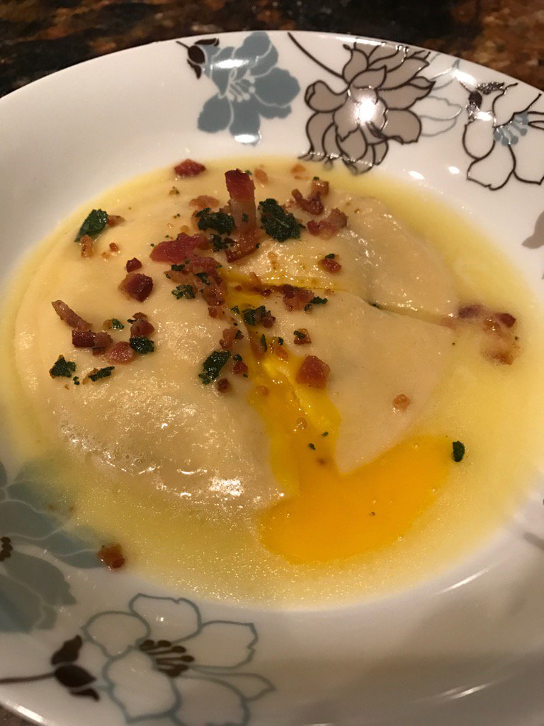 chrisknight221's tweet photo. What do you think of my raviolo d'uovo with butter wine sauce, fried sage, and bacon @GordonRamsay https://t.co/9iVvnq0RCu