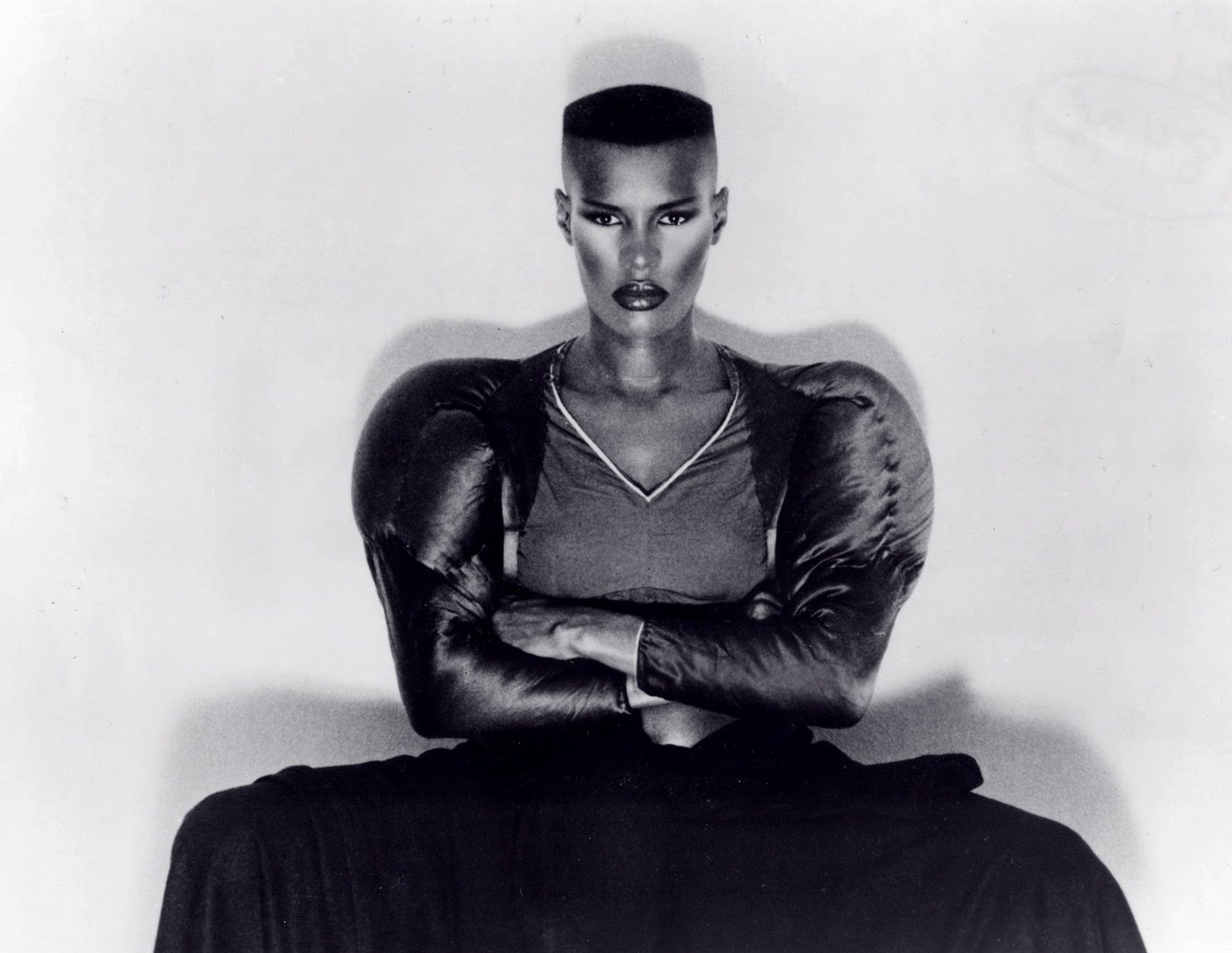  Happy 69th Birthday to the iconic Grace Jones! 