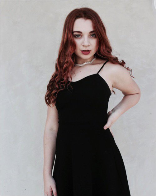 WellaColorCharm's tweet image. Ravishing red hair ❤️🌶️🔥🍒💋 by @hannahjacquelinee using #WellaColorCharm Permanent Liquid Hair Color in 8RG Titan Red Blonde