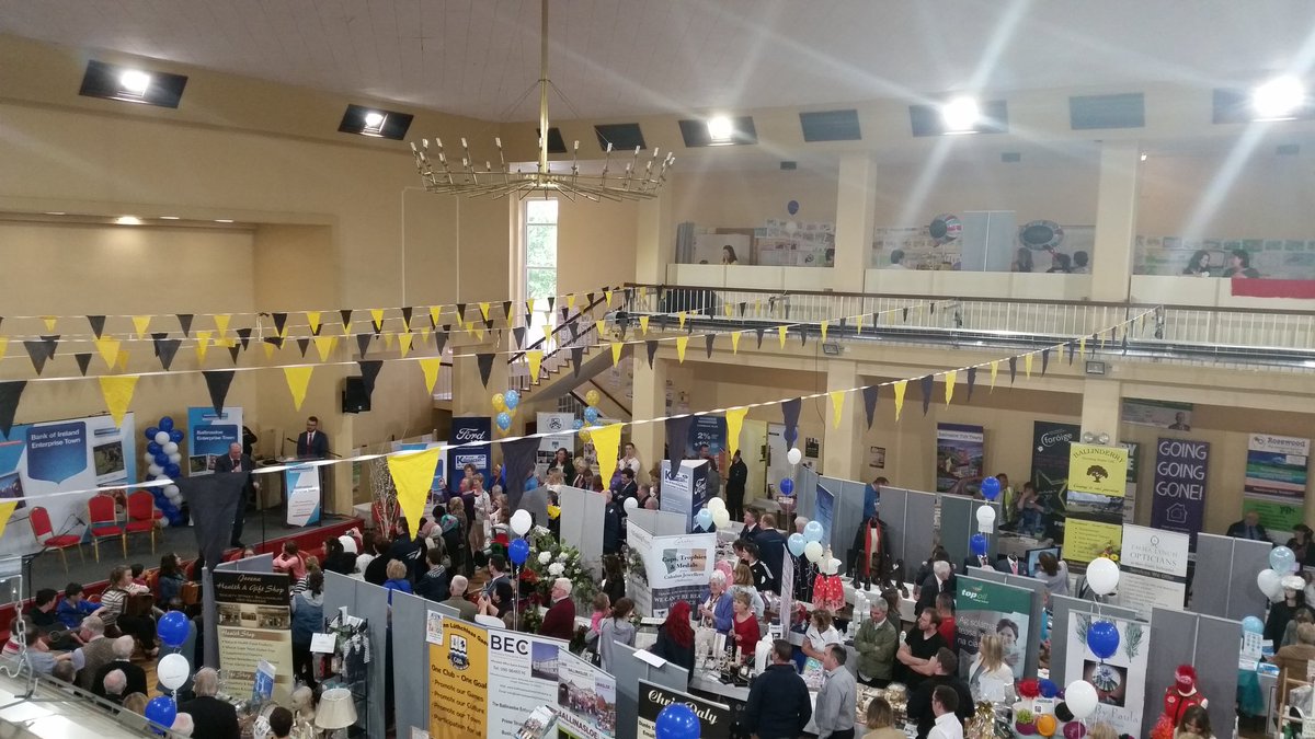 DuffyValerie's tweet photo. One of my favourite hotels @HotelGullanes    at the #Ballinasloe @bankofireland #EnterpriseTown this evening https://t.co/7bNj88RyOI https://t.co/rXPBmllVIb