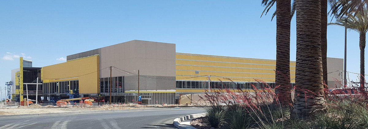 NBVegasRealtor's tweet photo. Drove by the @GoldenKnights future practice facility and offices today @DTSummerlin #Vegas #NHL exciting times here https://t.co/KrM6UfekIh